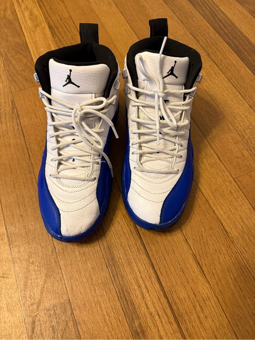 Air Jordan Men's Retro Basketball Shoes - White & Blue